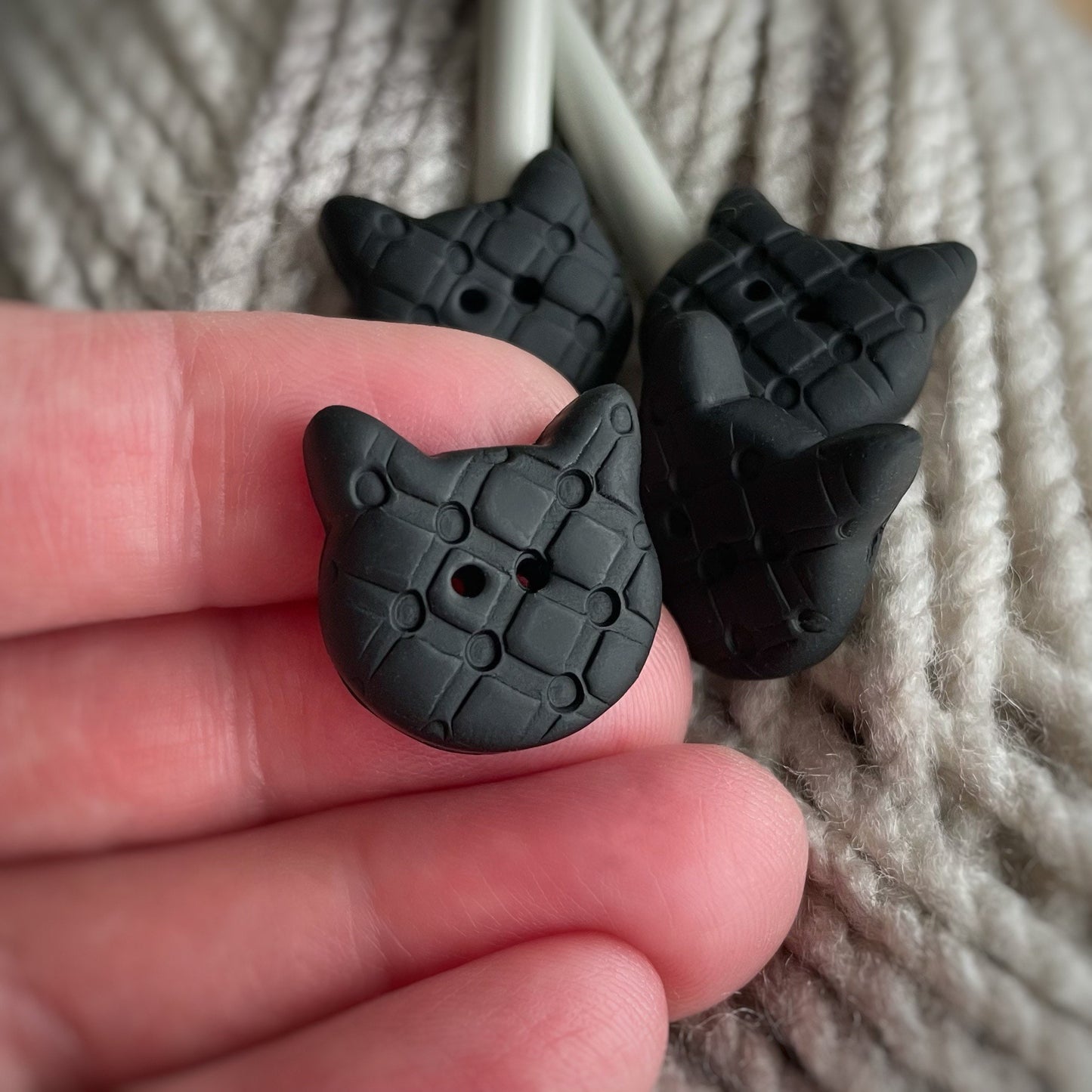 Black Quality Cat Buttons | with Impression | Double layer Polymer Clay Buttons - set of 4 - ~18mm